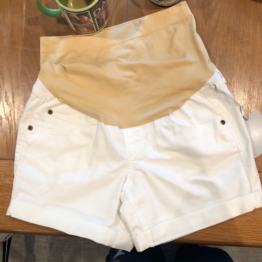 White cuffed maternity shorts